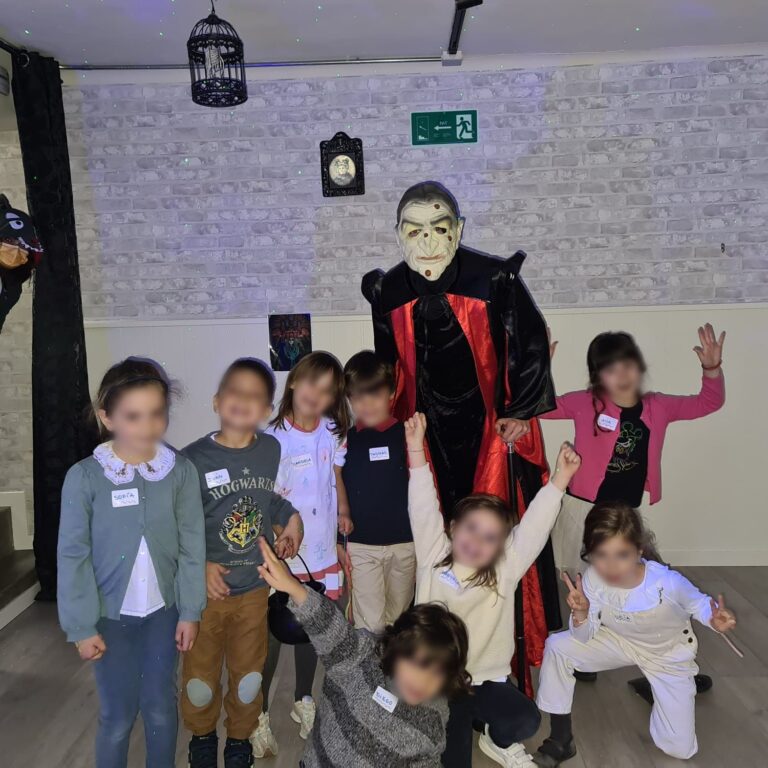 Cumpleaños divertido "Tiierra de los sueños"