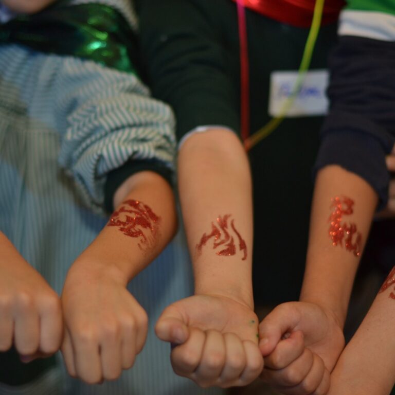 Historia de cumpleaños infantil Guardianes