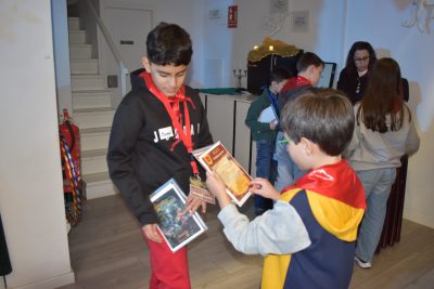 Disfrutar de momentos inolvidables con cluedo para adolescentes