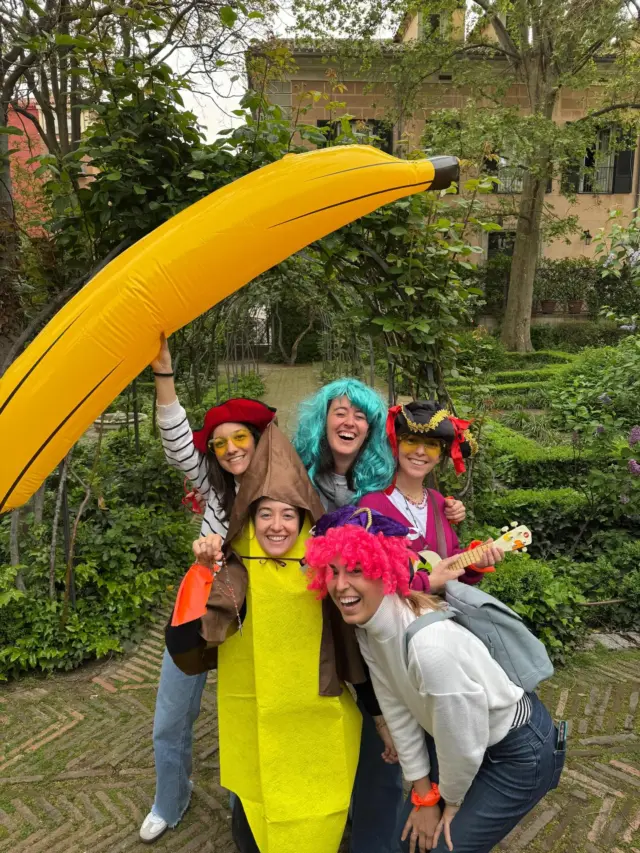 “Tú sí que viajas” una gymkana perfecta para una despedida

Si la novia es aventurera, una viajera imparable o simplemente adora el ambiente de La Latina no podéis dejar de probar “Tú sí que viajas”. Una experiencia increíble con pruebas alucinantes tematizadas con el mundo de los viajes. 

¿A qué esperáis para probarlo?

ℹ️Más info: https://despedidas-madrid.com/gymkana-para-despedidas-tu-si-que-viajas/

#madrid #despedida