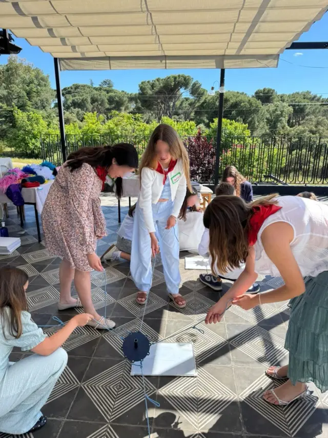 Llevamos la diversión a una comunión o cumpleaños con “En tu fiesta me colé”

Un concurso perfecto para niños de todas las edades que se juntan en una ocasión especial. 

No faltarán los bailes, los enigmas para todos los sentidos y las competiciones en equipo. 

#comunión #madrid #gymkana